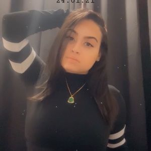 Meet your Posher, Evie